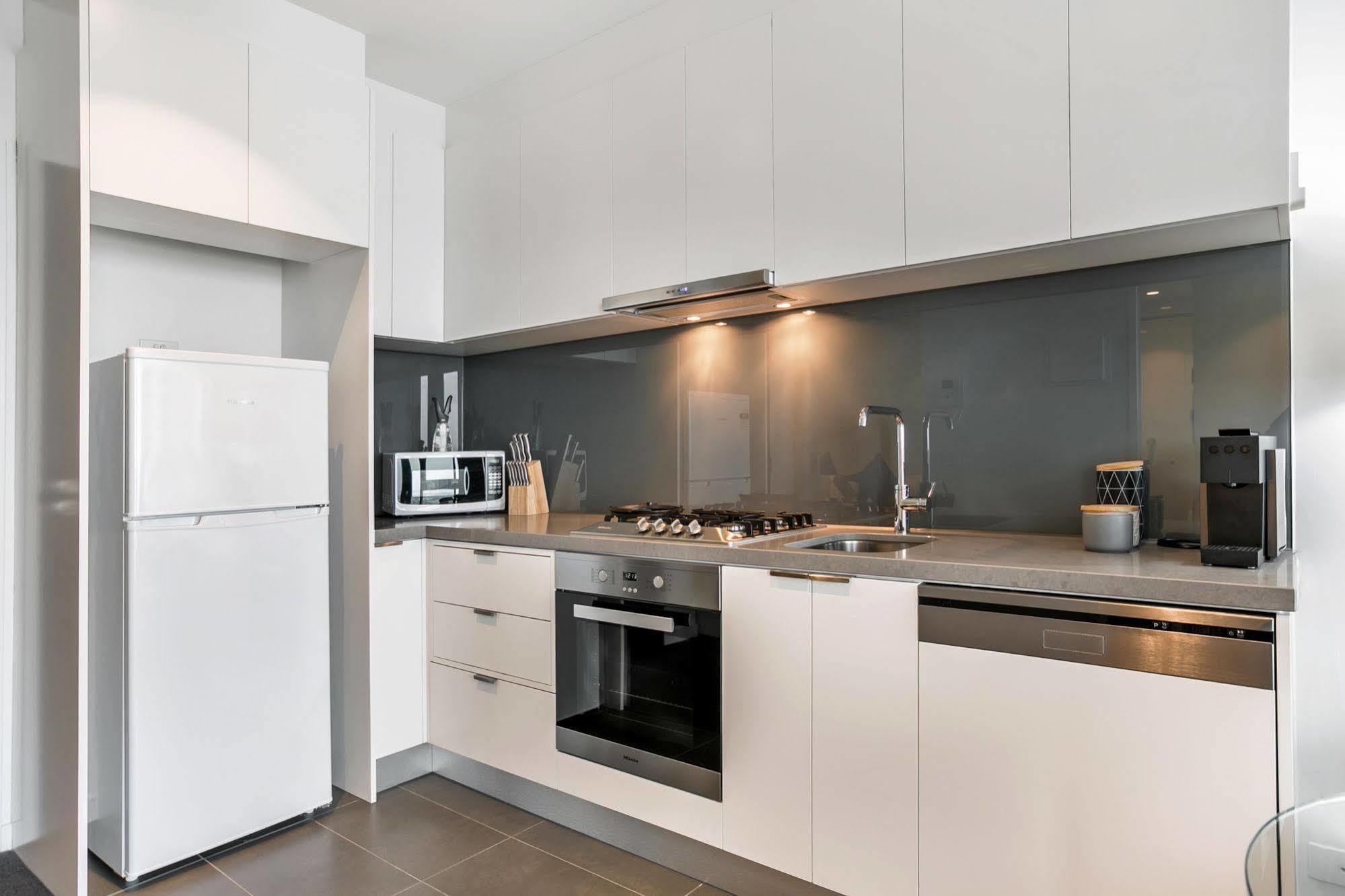 Serviced Apartments Melbourne - Platinum Exterior foto
